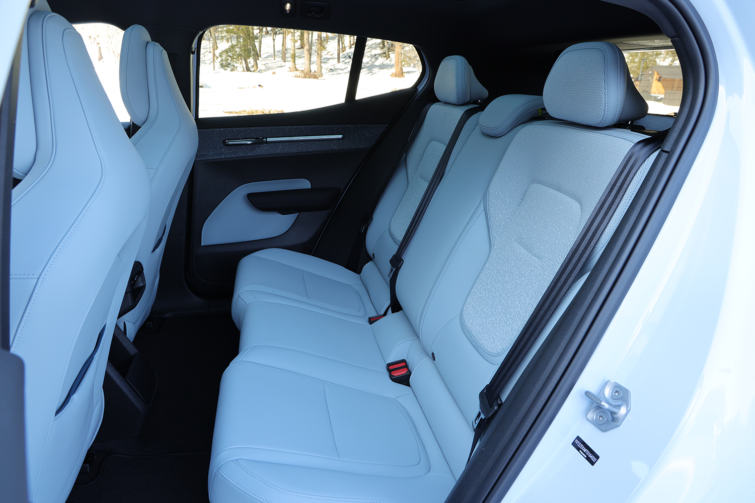 ボルボEX30のツインモーター4WDモデルの雪上性能を検証 〜 画像17