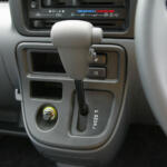 【画像】よく考えてみると「ハイゼットカーゴ ハイブリッド」って凄いクルマ！　20年前に軽バンの電動化に取り組んでいたダイハツに敬礼!! 〜 画像12