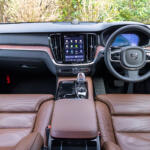 【画像】【試乗】ボルボ乗るならワゴンにするかSUVにするか？　同じパワートレインの「XC60」と「V60」を乗り比べてみた 〜 画像13
