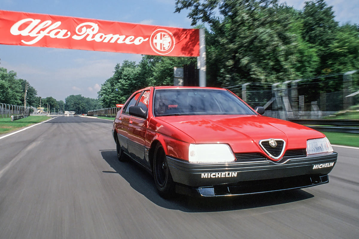 アルファロメオ164プロカー 〜 画像1