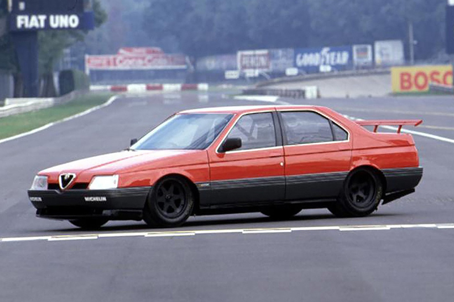 アルファロメオ164プロカーのフロントスタイリング