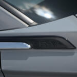 【画像】【試乗】高速はドッシリ……でもコーナリングは一体感アリ！　待ちに待った新型ホンダCR-Vは走りも使い勝手も納得の完成度!! 〜 画像46