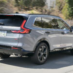 【画像】【試乗】高速はドッシリ……でもコーナリングは一体感アリ！　待ちに待った新型ホンダCR-Vは走りも使い勝手も納得の完成度!! 〜 画像22