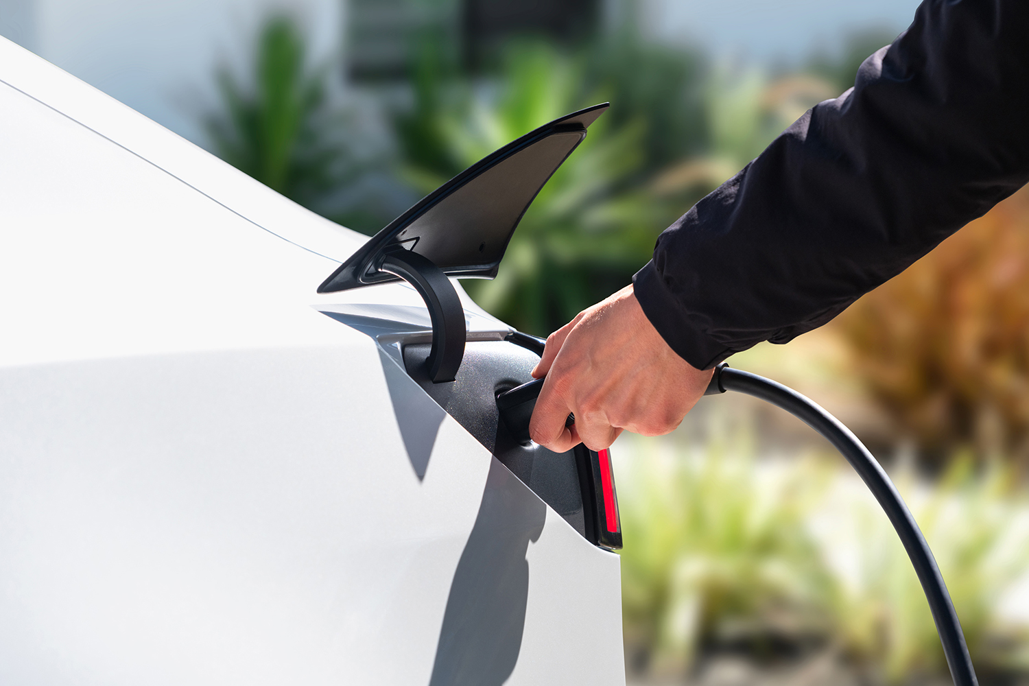 テスラ・モデルY Lの充電ポート