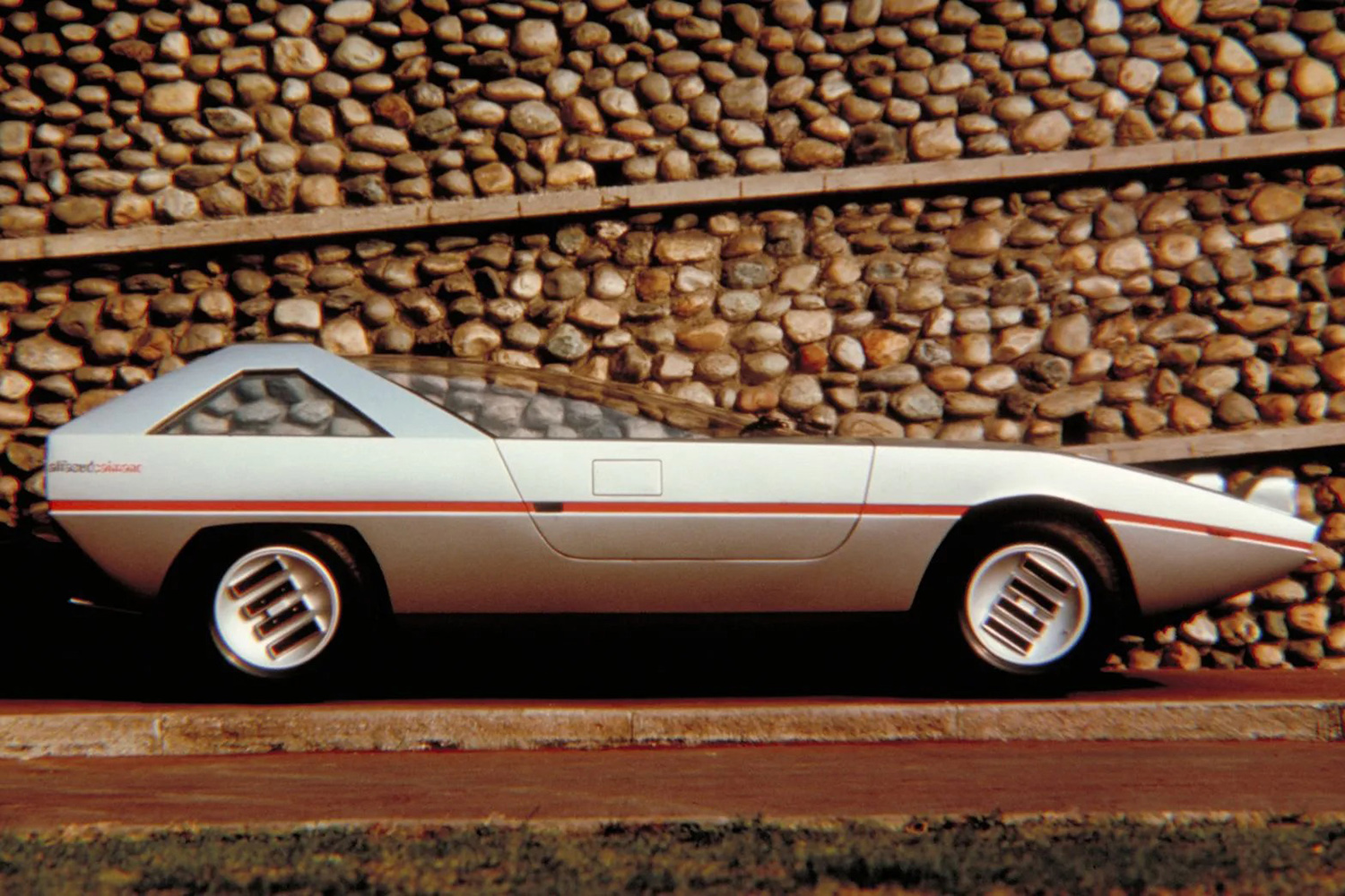 アルファスッド・カイマーノ