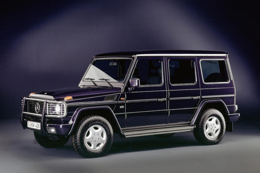 六本木を闊歩するＧクラスが生まれたのはコイツのおかげ！　無骨な軍用車をお金持ち御用達の高級SUVに押し上げた「500GE」に敬礼!!