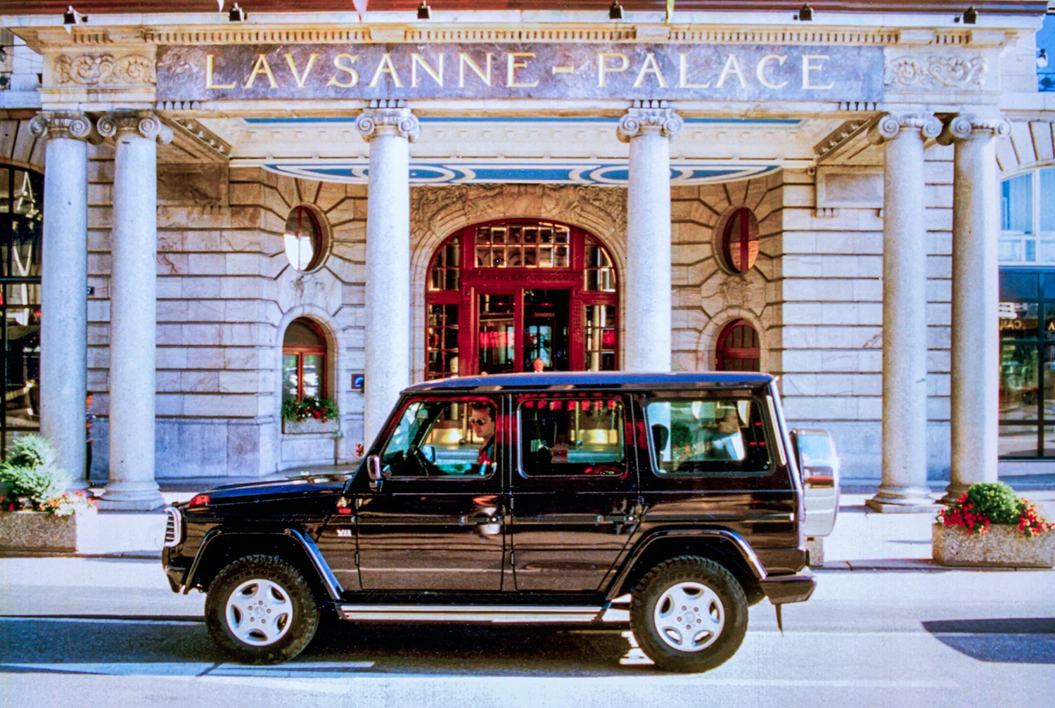 本格オフローダーのGクラスが大人気ラグジュアリーSUVになったきっかけ「500GE」 〜 画像2