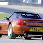 【画像】エリーゼさえいなきゃ……結果49台しか生産されなかった！　歴史に埋もれた激レア軽量スポーツカー「ケータハム21」 〜 画像3