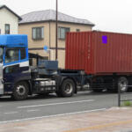 【画像】わずかな隙間がめちゃくちゃ重要だった！　トラックのキャビンと荷室の間が空いているワケ 〜 画像2