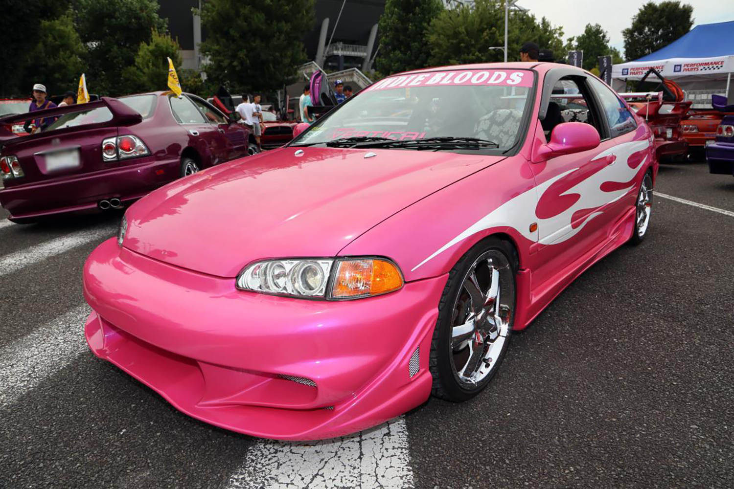 社外エアロパーツを装着した車両 〜 画像1