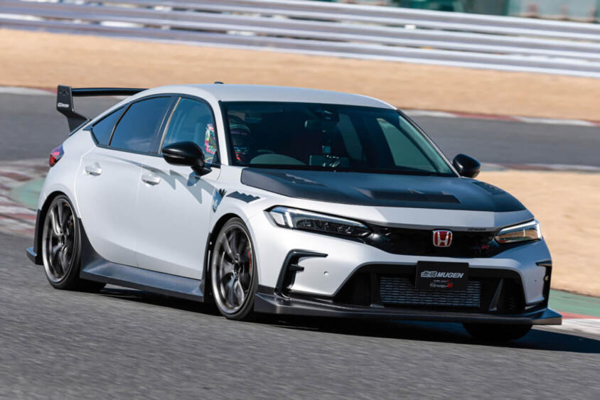 あれもこれも付けたらむしろマイナス効果の可能性も！　クルマのエアロパーツを科学する!!