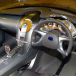 【画像】こんなクルマ市販されてないじゃん……なんて思うのは甘い！　スバルB9スクランブラーはその後のスバル車に繋がる要素てんこ盛りの激熱コンセプトカーだった 〜 画像2