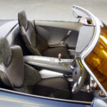 【画像】こんなクルマ市販されてないじゃん……なんて思うのは甘い！　スバルB9スクランブラーはその後のスバル車に繋がる要素てんこ盛りの激熱コンセプトカーだった 〜 画像9