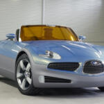 【画像】こんなクルマ市販されてないじゃん……なんて思うのは甘い！　スバルB9スクランブラーはその後のスバル車に繋がる要素てんこ盛りの激熱コンセプトカーだった 〜 画像11