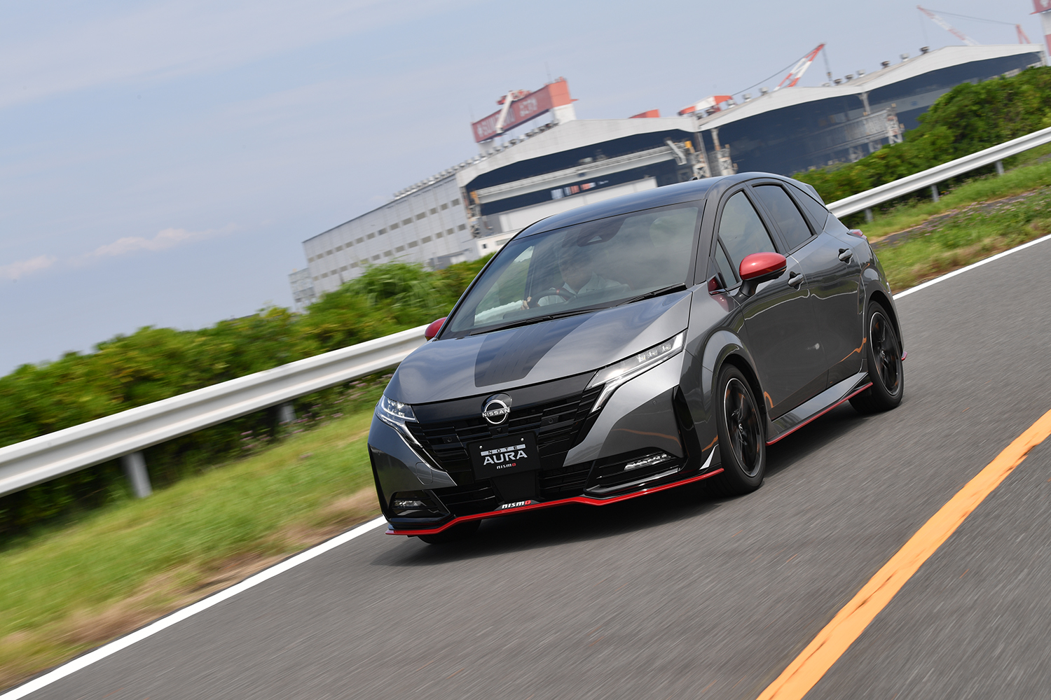 自動車メーカー謹製のおすすめコンプリートカー