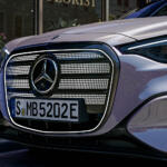 【画像】メルセデス・ベンツ新型Ｃクラスが完全刷新でBEVを投入！　デビュー済みのBMW i3とガチバトル開始!! 〜 画像38