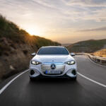 【画像】メルセデス・ベンツ新型Ｃクラスが完全刷新でBEVを投入！　デビュー済みのBMW i3とガチバトル開始!! 〜 画像44