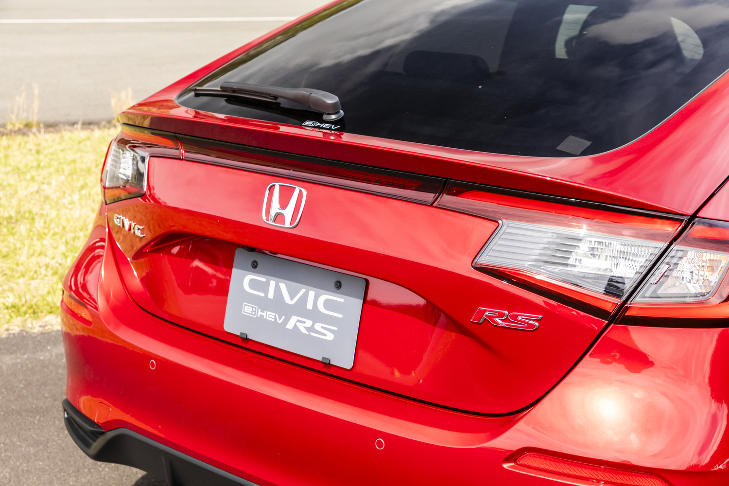 シビックe:HEV RSのエンブレムまわり