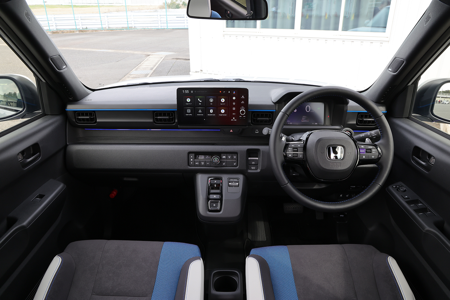 ホンダSuper-ONEのインテリア