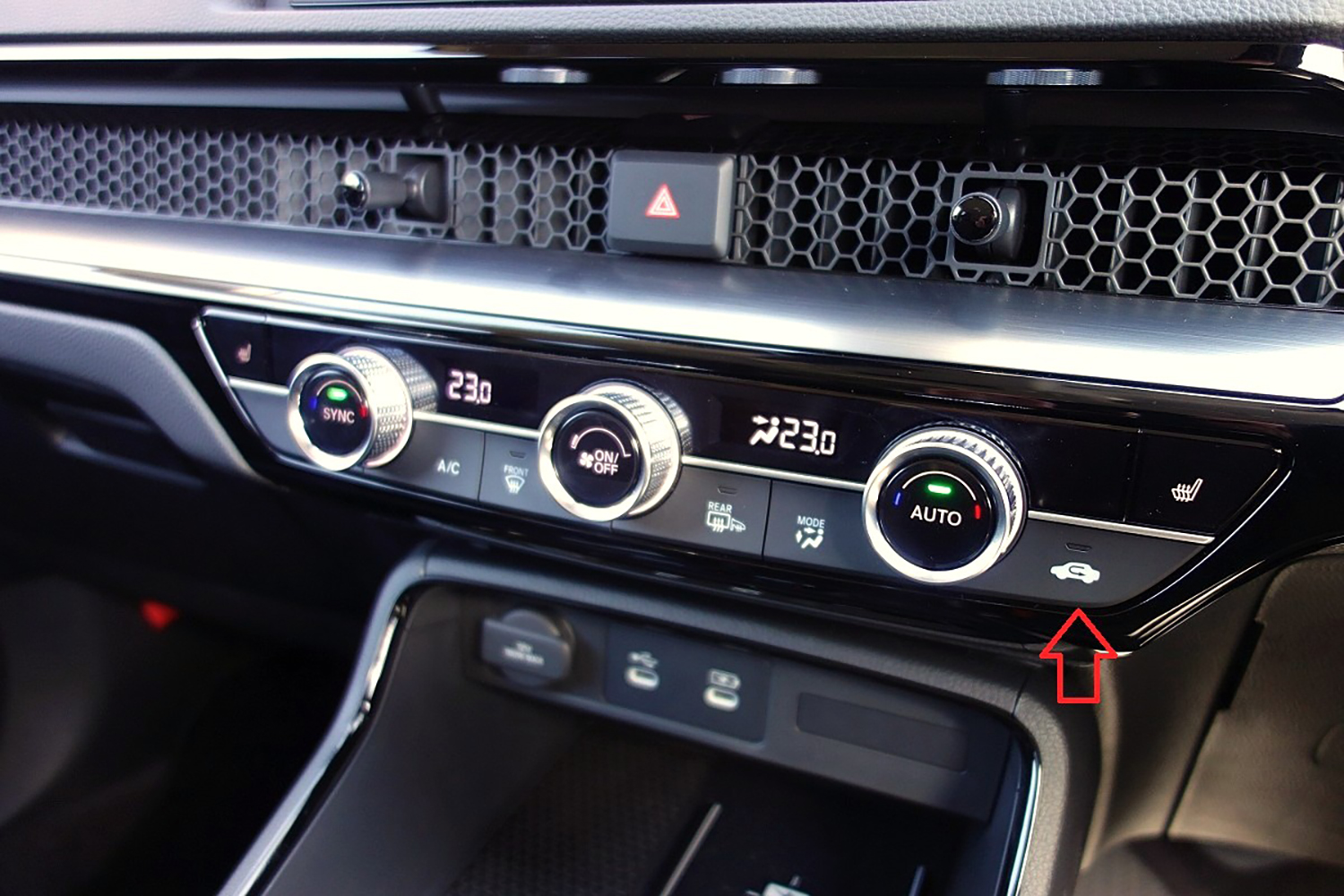 シビックのエアコンパネル