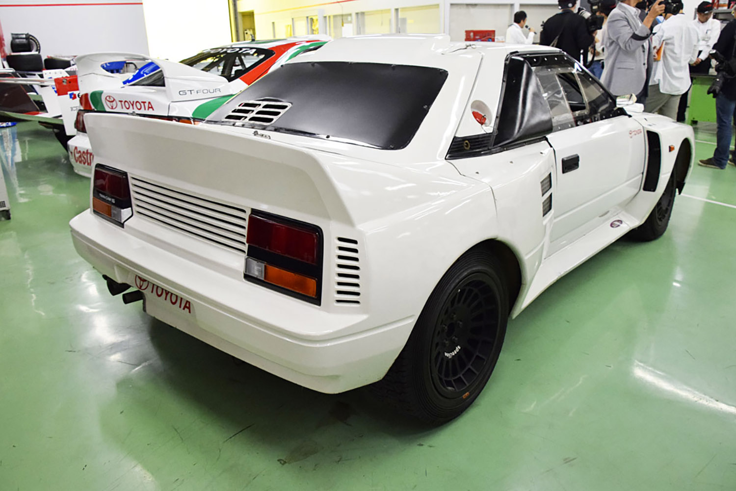 トヨタ 222D