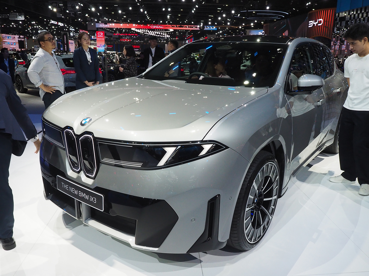 バンコク国際モーターショーのBMWブース