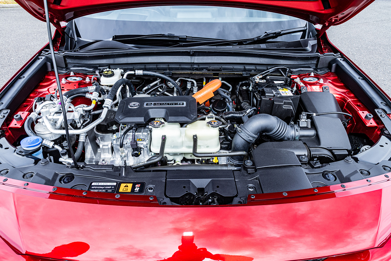 日産のテストコースで国産メーカーのEVをイッキ乗りできる謎イベントに潜入 〜 画像112