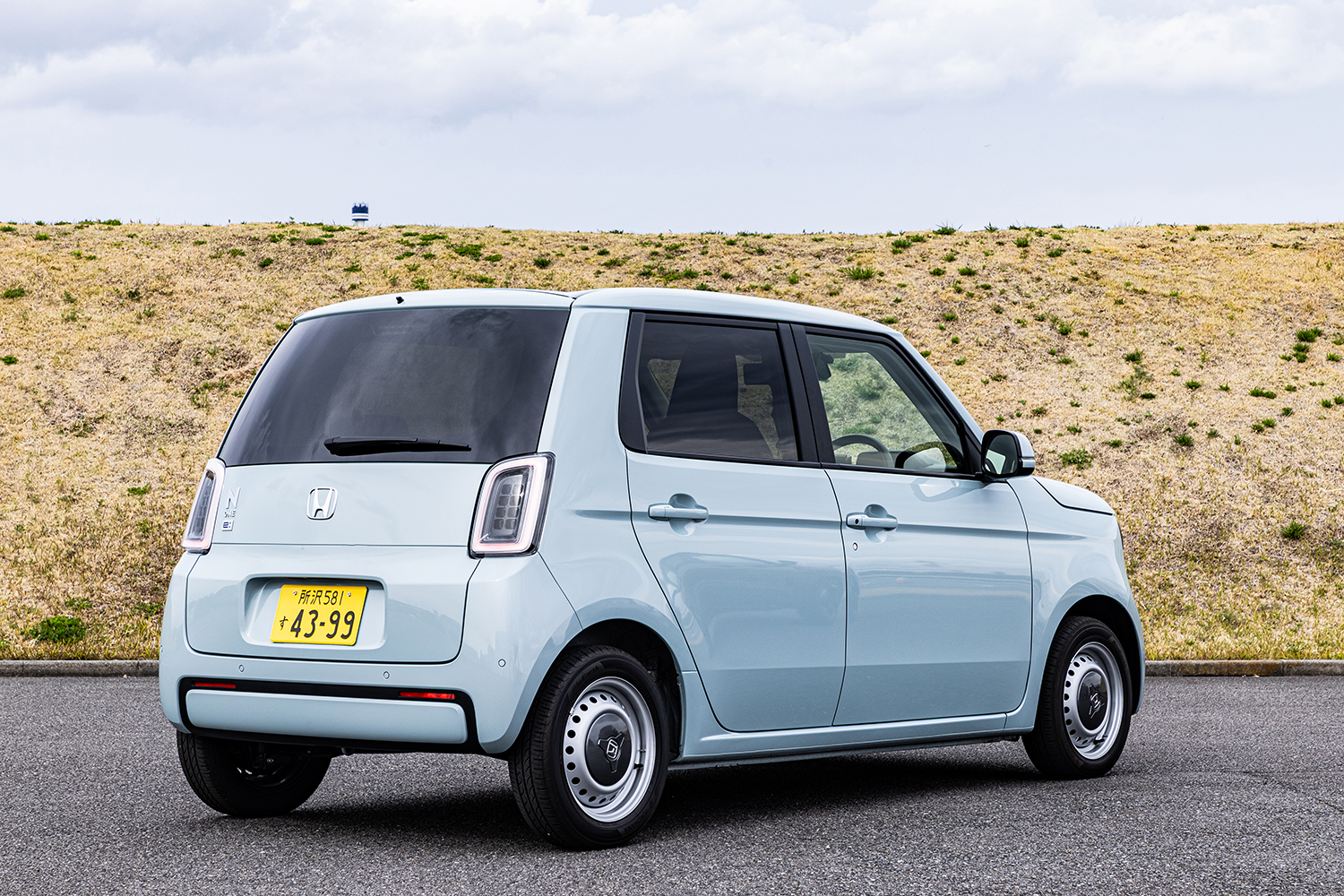 日産のテストコースで国産メーカーのEVをイッキ乗りできる謎イベントに潜入 〜 画像24