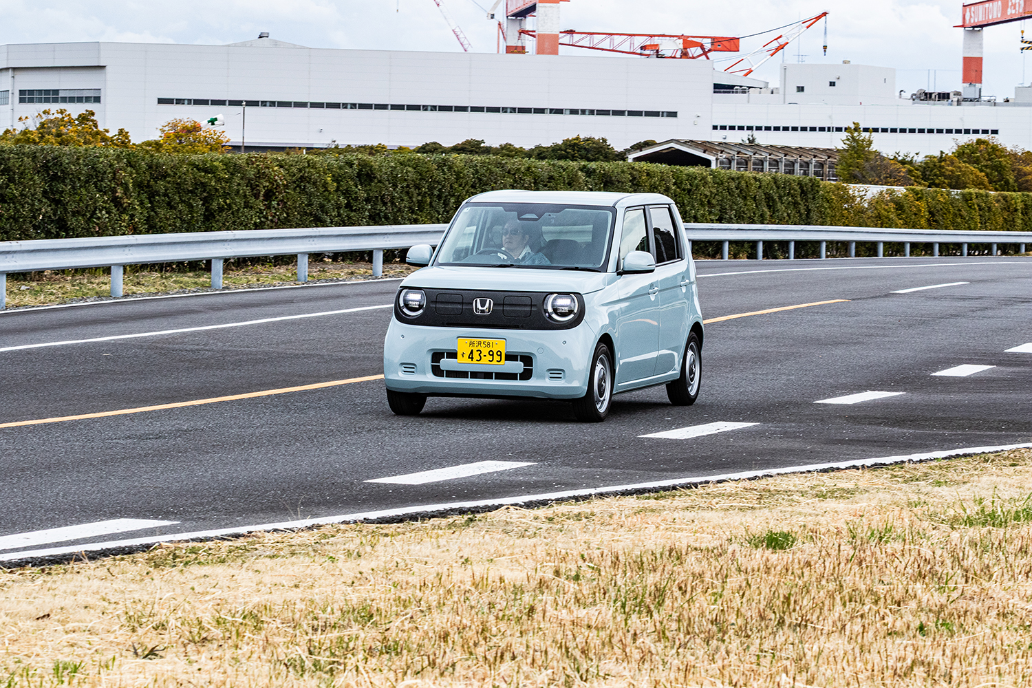 日産のテストコースで国産メーカーのEVをイッキ乗りできる謎イベントに潜入 〜 画像73
