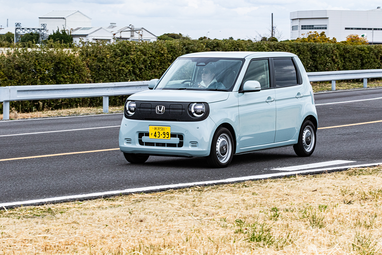 日産のテストコースで国産メーカーのEVをイッキ乗りできる謎イベントに潜入 〜 画像74