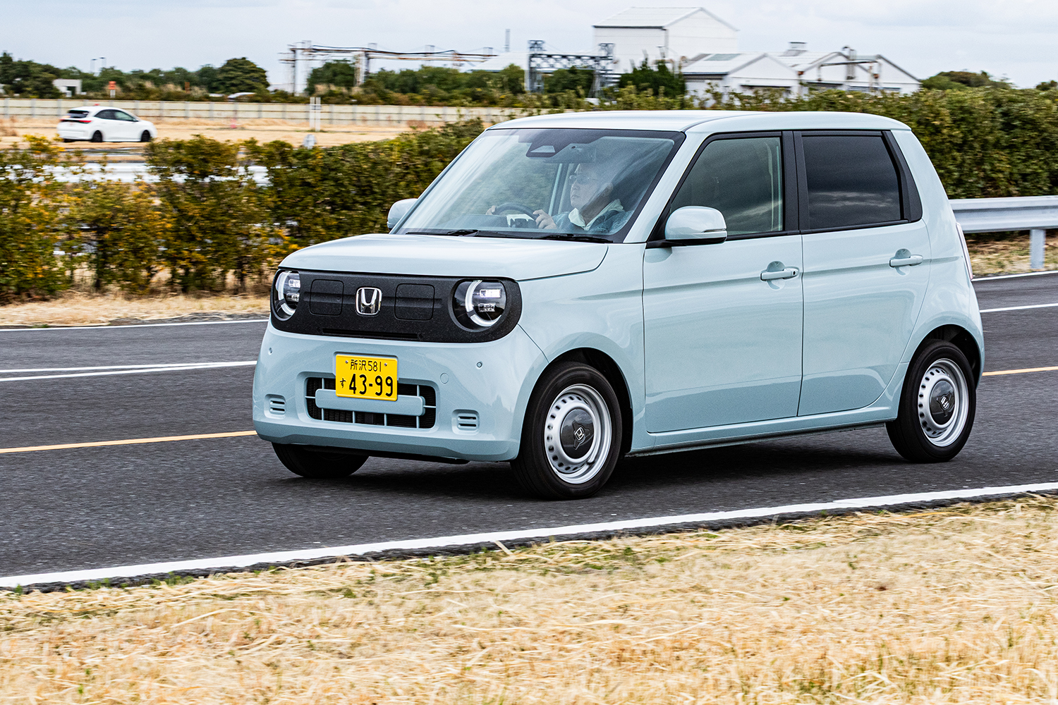 日産のテストコースで国産メーカーのEVをイッキ乗りできる謎イベントに潜入 〜 画像75