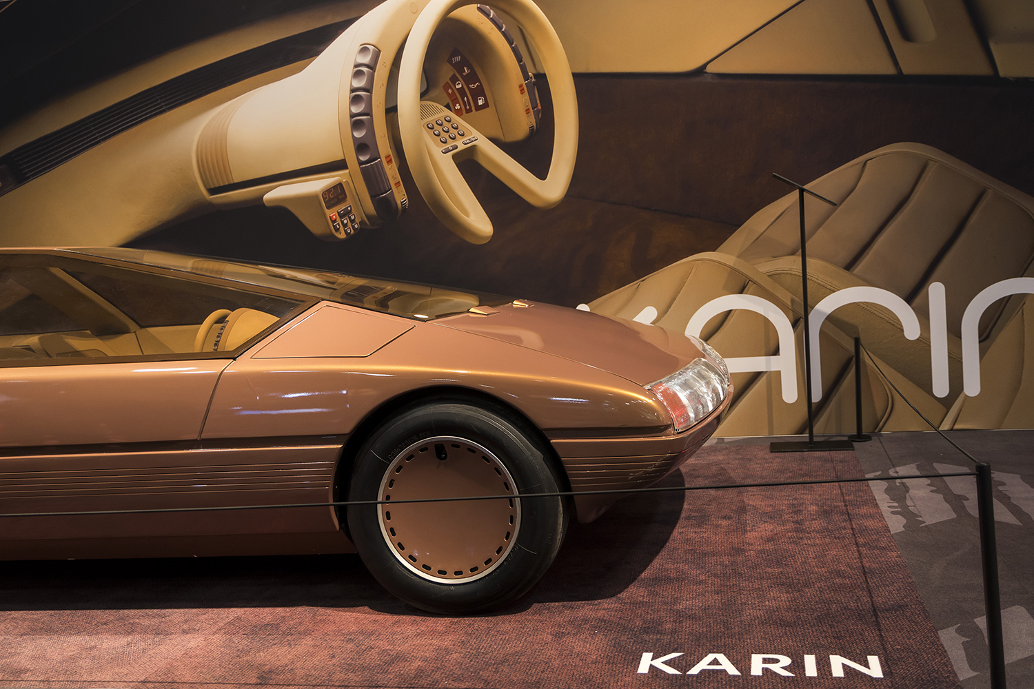 ピラミッド型のコンセプトカー「カリン」の衝撃 〜 画像5