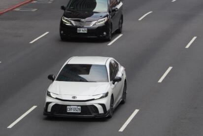 カロクロにRAV4にクラウン！　商用車じゃタウンエースだらけ！　台湾で街行くクルマを定点観測したらまるで日本のようだった