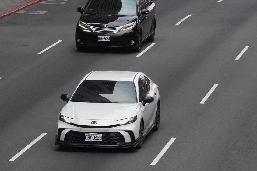カロクロにRAV4にクラウン！　商用車じゃタウンエースだらけ！　台湾で街行くクルマを定点観測したらまるで日本のようだった