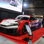 【画像】GT500マシンのコクピット体験ができるとか激レアすぎる！　さすが日本一のレース「スーパーGT」のパワーに圧倒されっぱなし【AMA2026】 〜 画像15