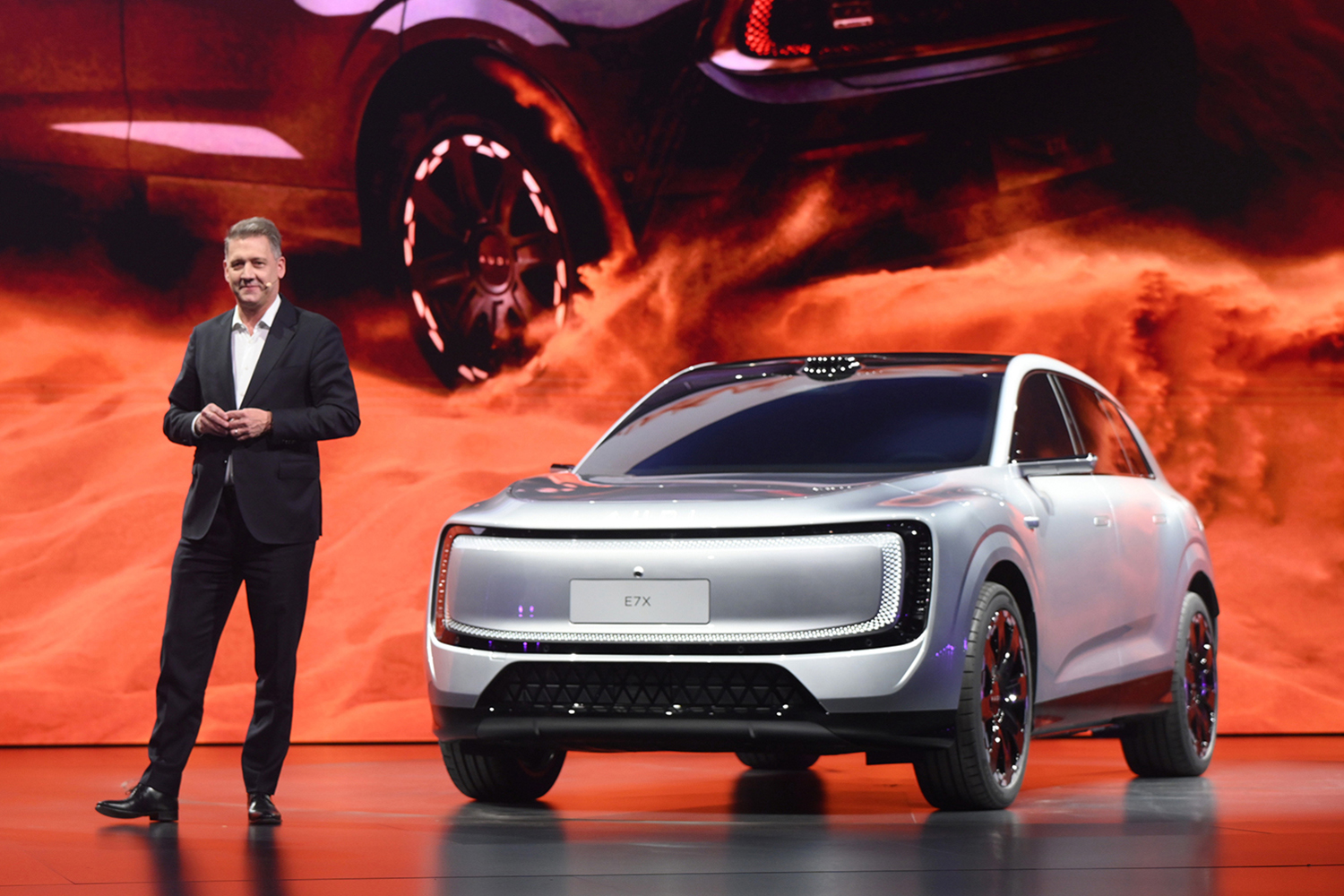 中国専売ブランド「AUDI」から登場した「E7X」の正体 〜 画像24