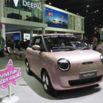 ニッポンの「かわいい文化」がアジアでも大人気！　タイのモーターショーでは「キャラもの」自動車やバイクに女子が熱視線!!
