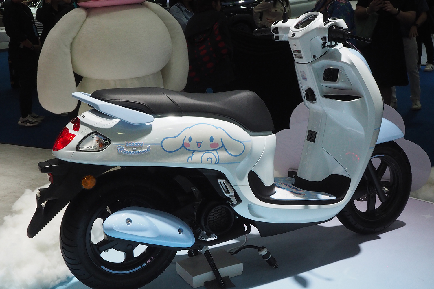第47回バンコク国際モーターショーで展示されていたホンダのスクーター