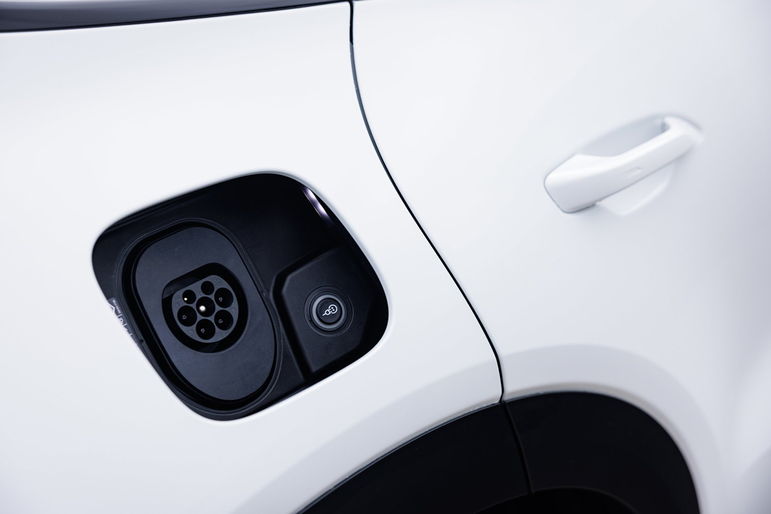 カイエンElectricが示す新時代のポルシェの走りとは 〜 画像50