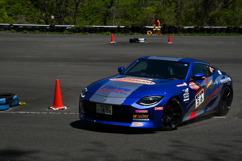 隠れた実力が花開くのはまもなくか？　全日本ジムカーナでGR86&BRZを相手に単騎で闘いを挑むRZ34フェアレディＺに注目！