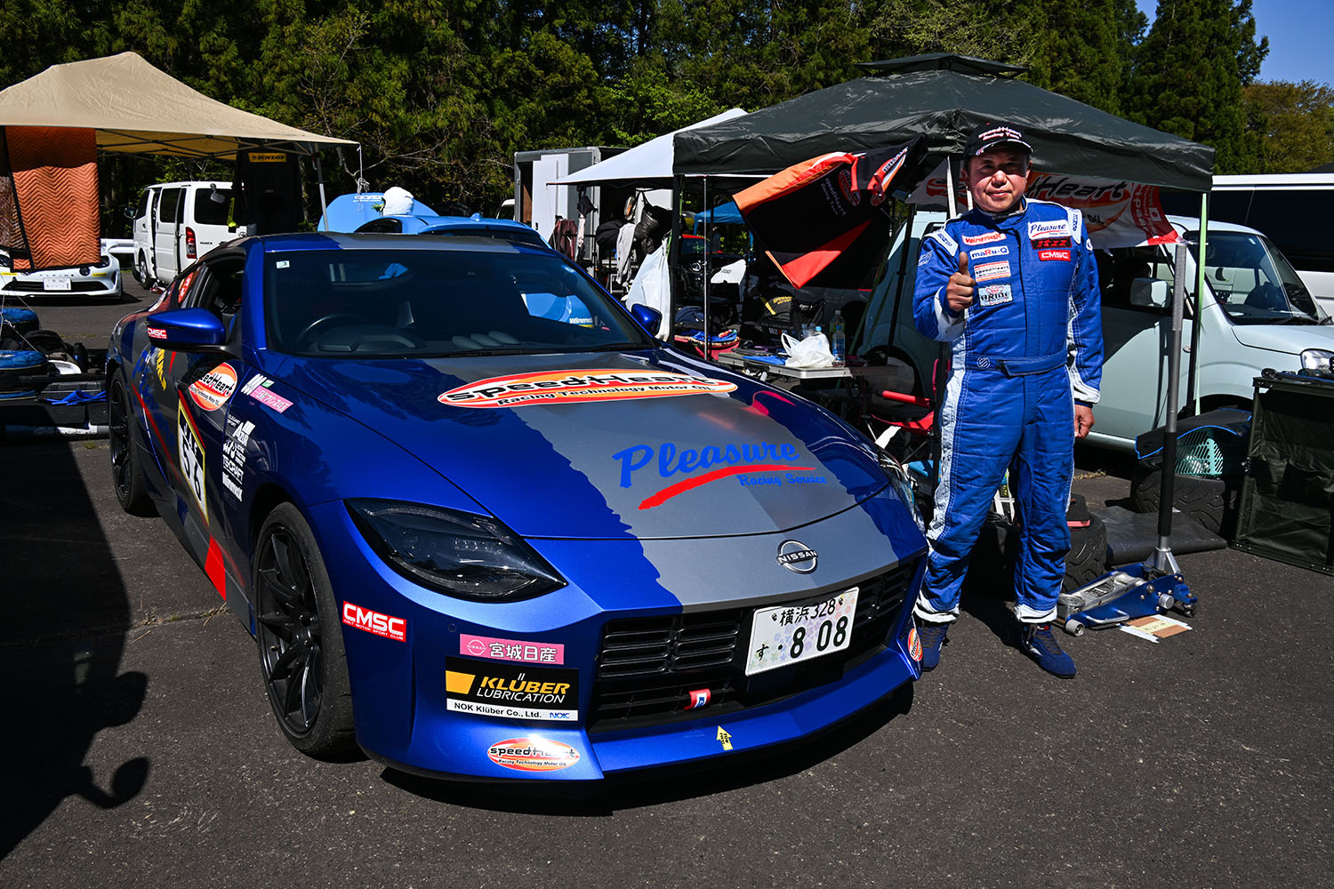 天野明夫選手とZR34型フェアレディZ「BSMT飯田WMN神TL速心Z」
