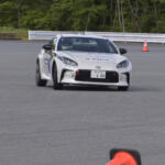 【画像】GR86を日本一速く走らせられる大学の自動車部を目指せ！　学生たちによる熱き戦い「すフォーミュラジムカーナ2026」開幕 〜 画像32
