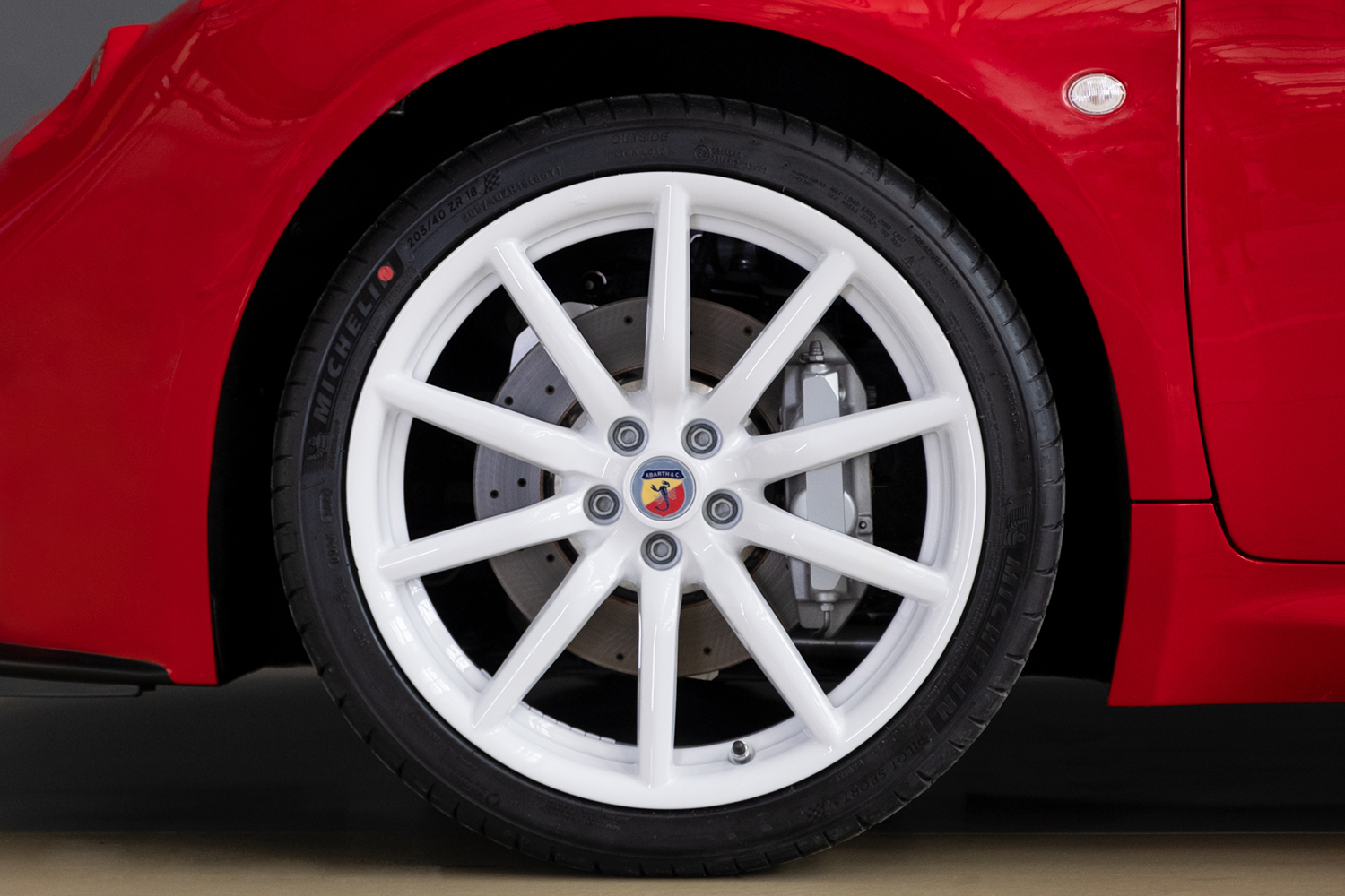 レストアだけでなく名車も現代版新型として復活させていた「アバルトクラシケ」とは 〜 画像7