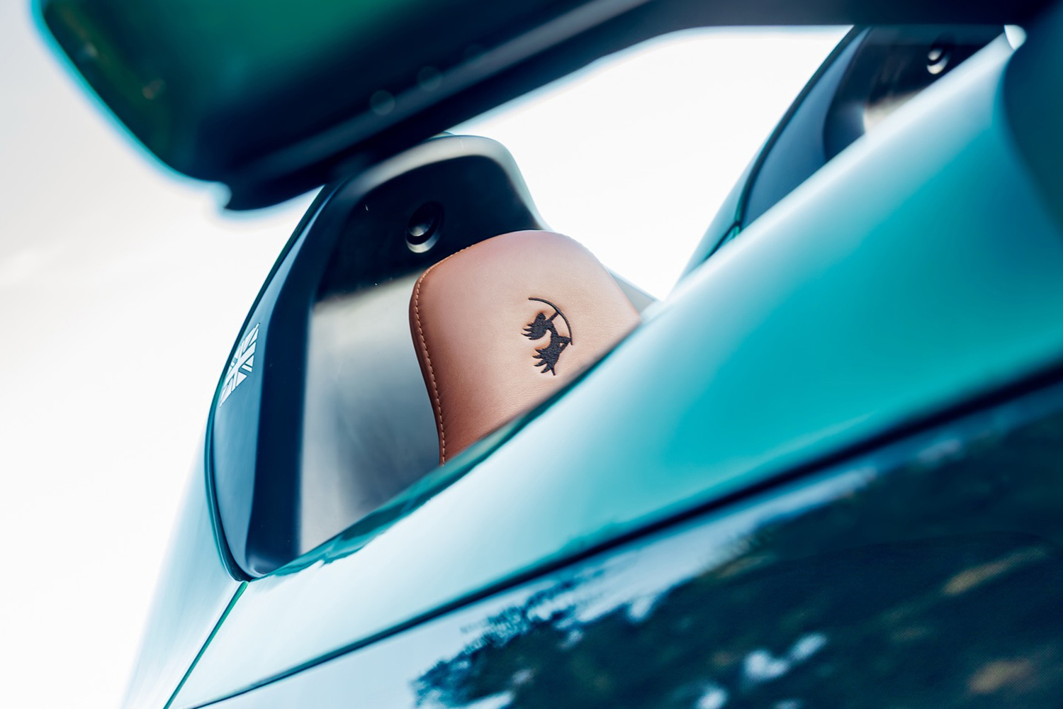 常識を覆す軽量ＥＶスポーツカー「ロングボウ」はこれ絶対に楽しいヤツだ 〜 画像10