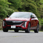 【画像】【試乗】乗ったらアメ車の固定観念が覆ること確実！　キャデラックのBEV SUV「リリックＶ」は速さも楽しさも文句なし 〜 画像7