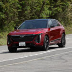 【画像】【試乗】乗ったらアメ車の固定観念が覆ること確実！　キャデラックのBEV SUV「リリックＶ」は速さも楽しさも文句なし 〜 画像20