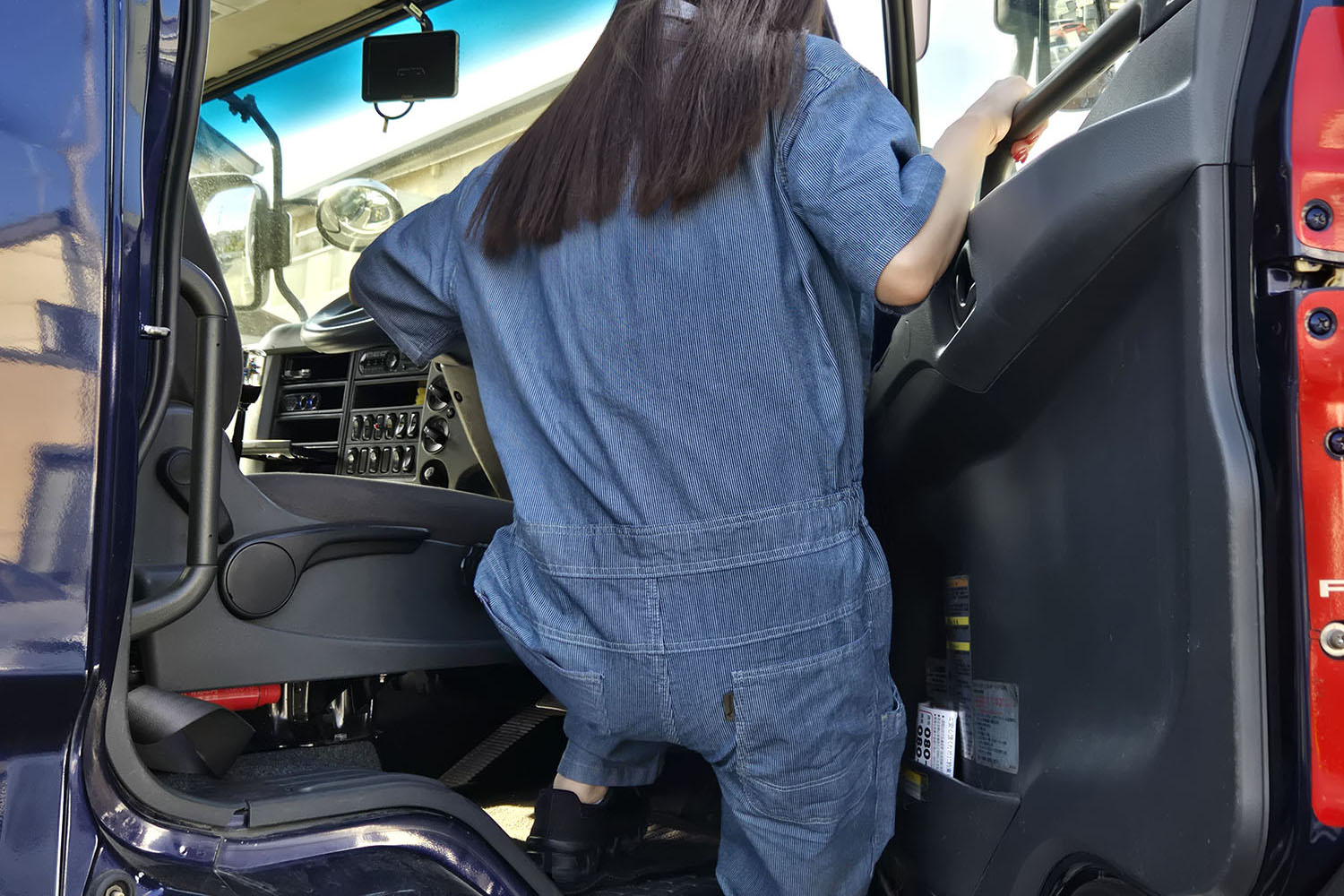 女性トラックドライバーならわかるリアルな「あるある」事情 〜 画像2