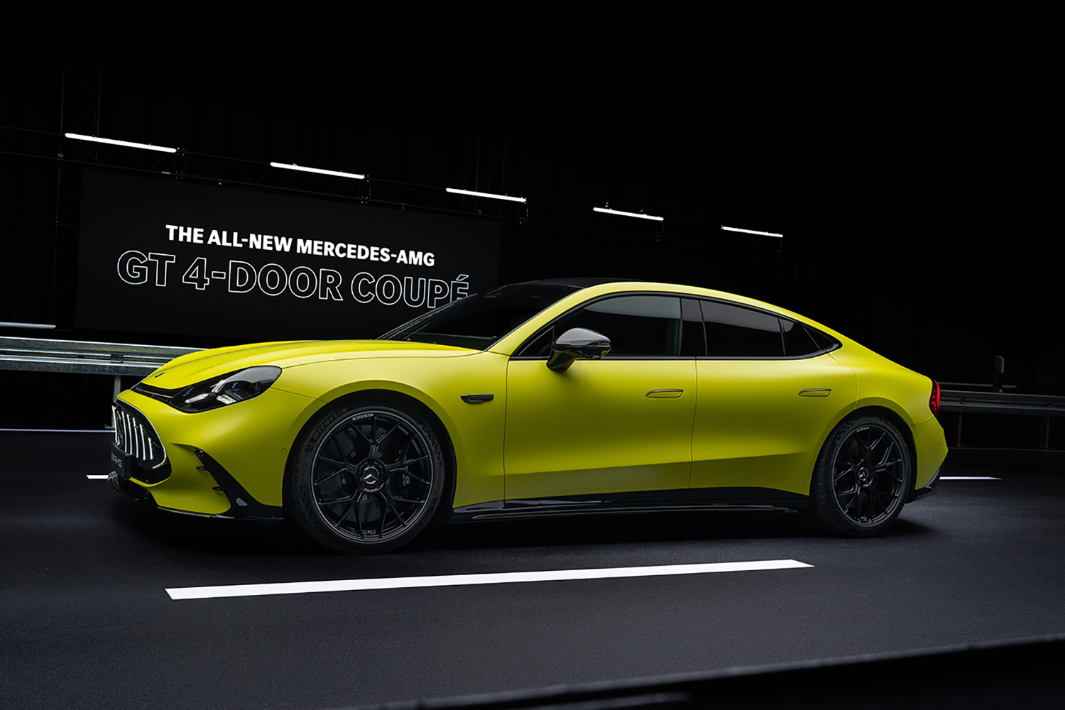 メルセデスAMGの新型GT 4ドアクーペが怪物ＥＶになっていた 〜 画像4