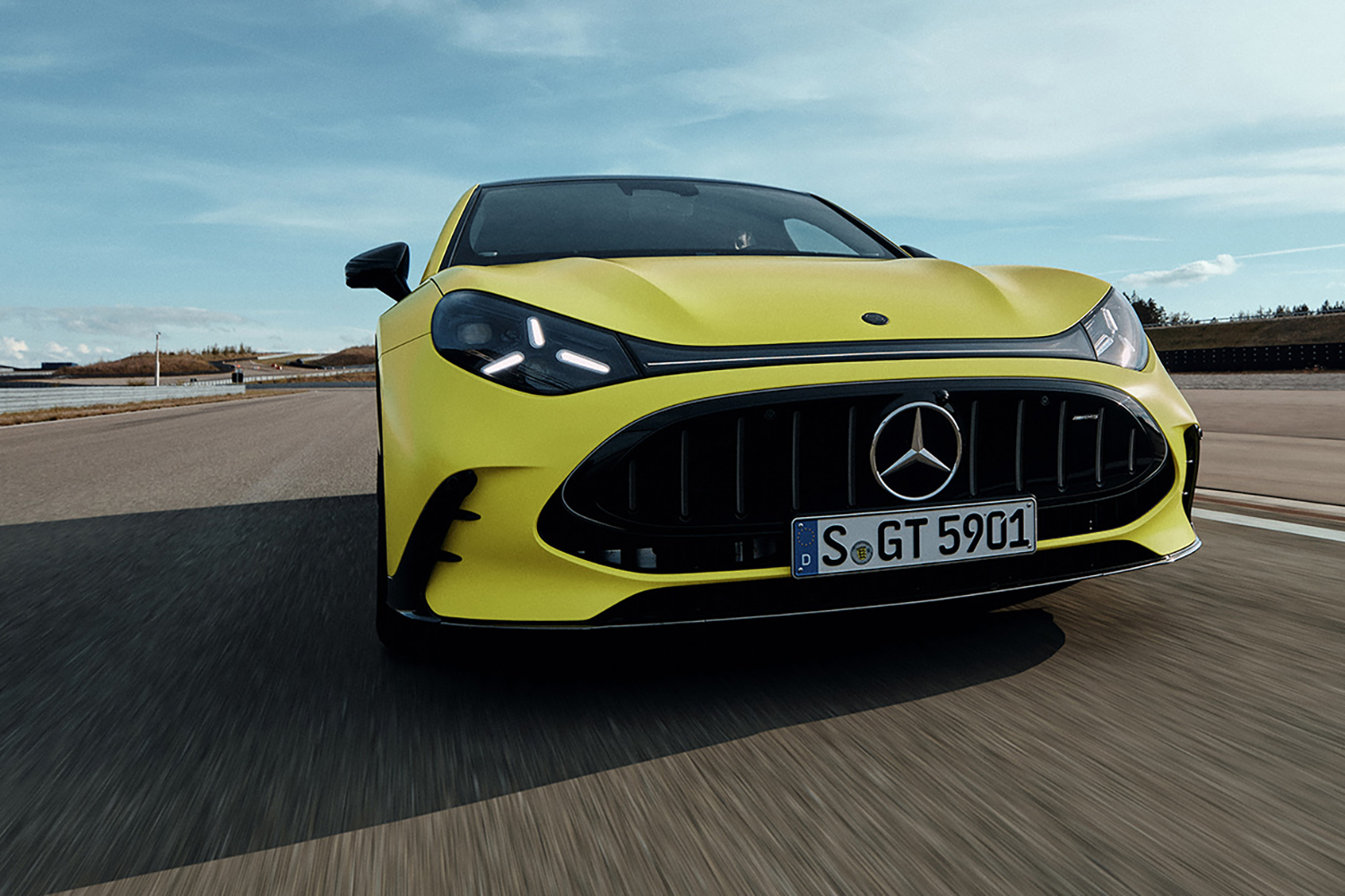 メルセデスAMGの新型GT 4ドアクーペが怪物ＥＶになっていた 〜 画像25