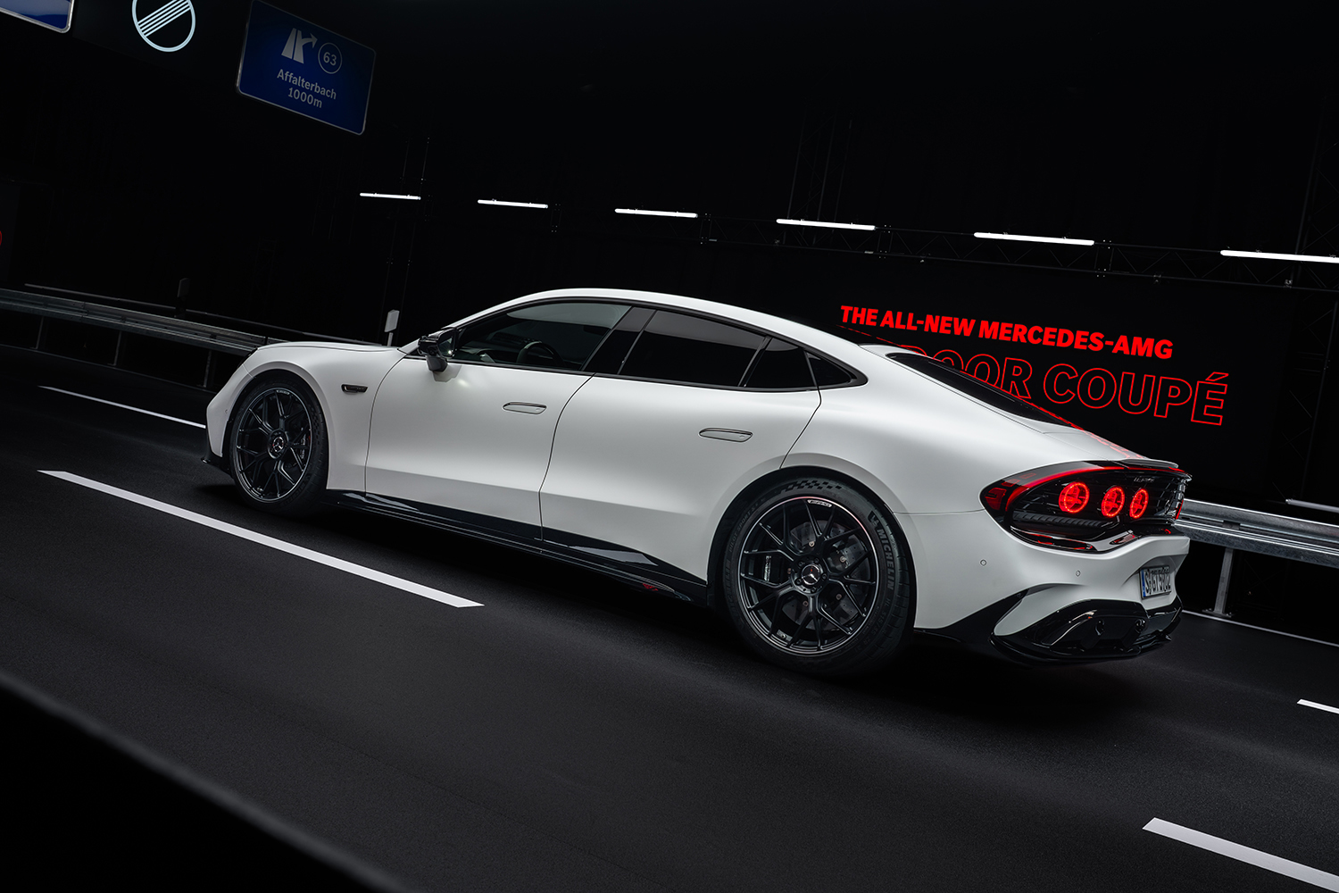 メルセデスAMGの新型GT 4ドアクーペが怪物ＥＶになっていた 〜 画像37